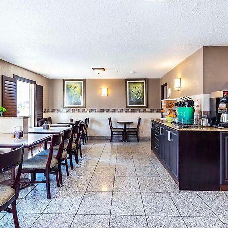 Quality Inn & Suites Йорктон Екстер'єр фото