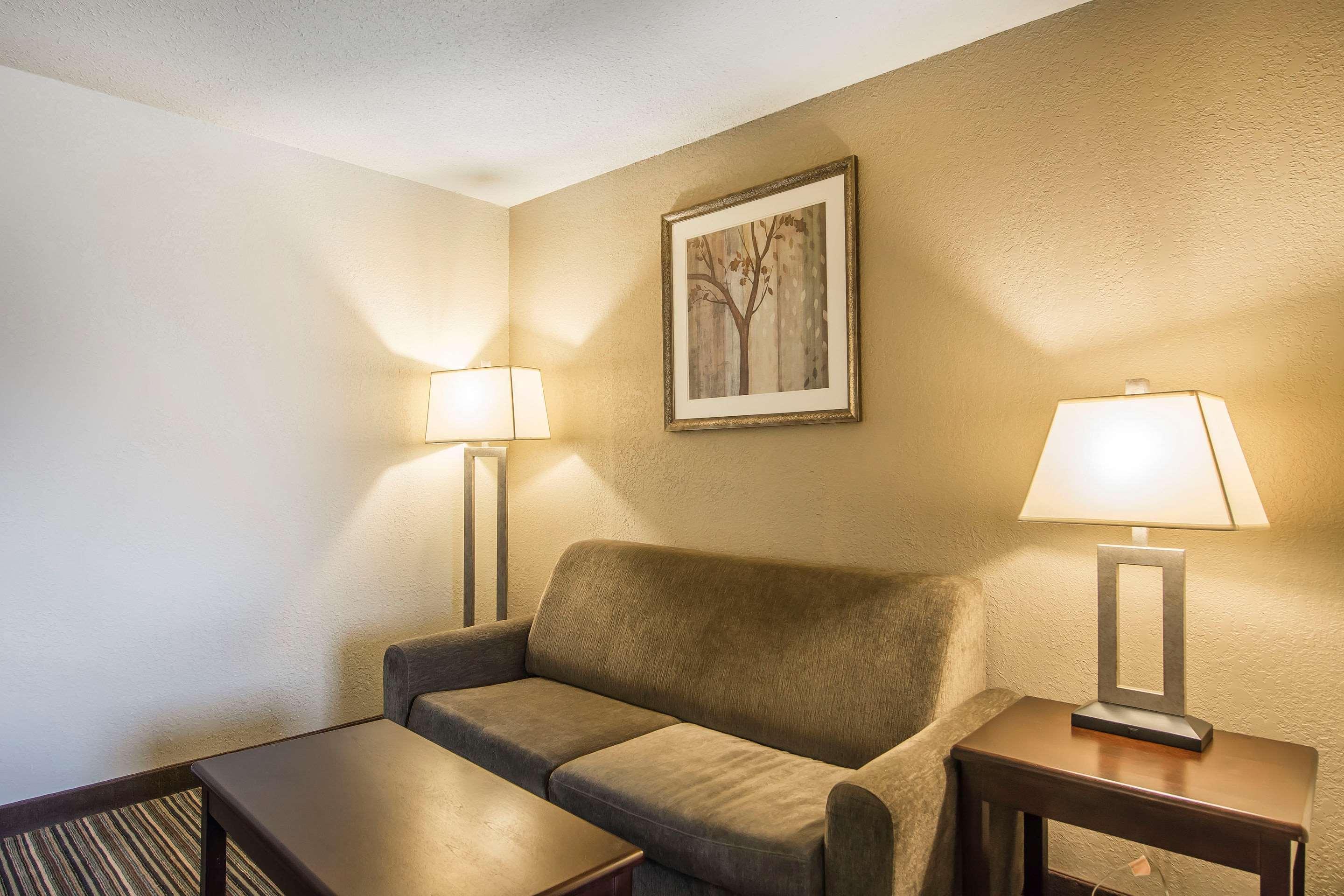 Quality Inn & Suites Йорктон Екстер'єр фото