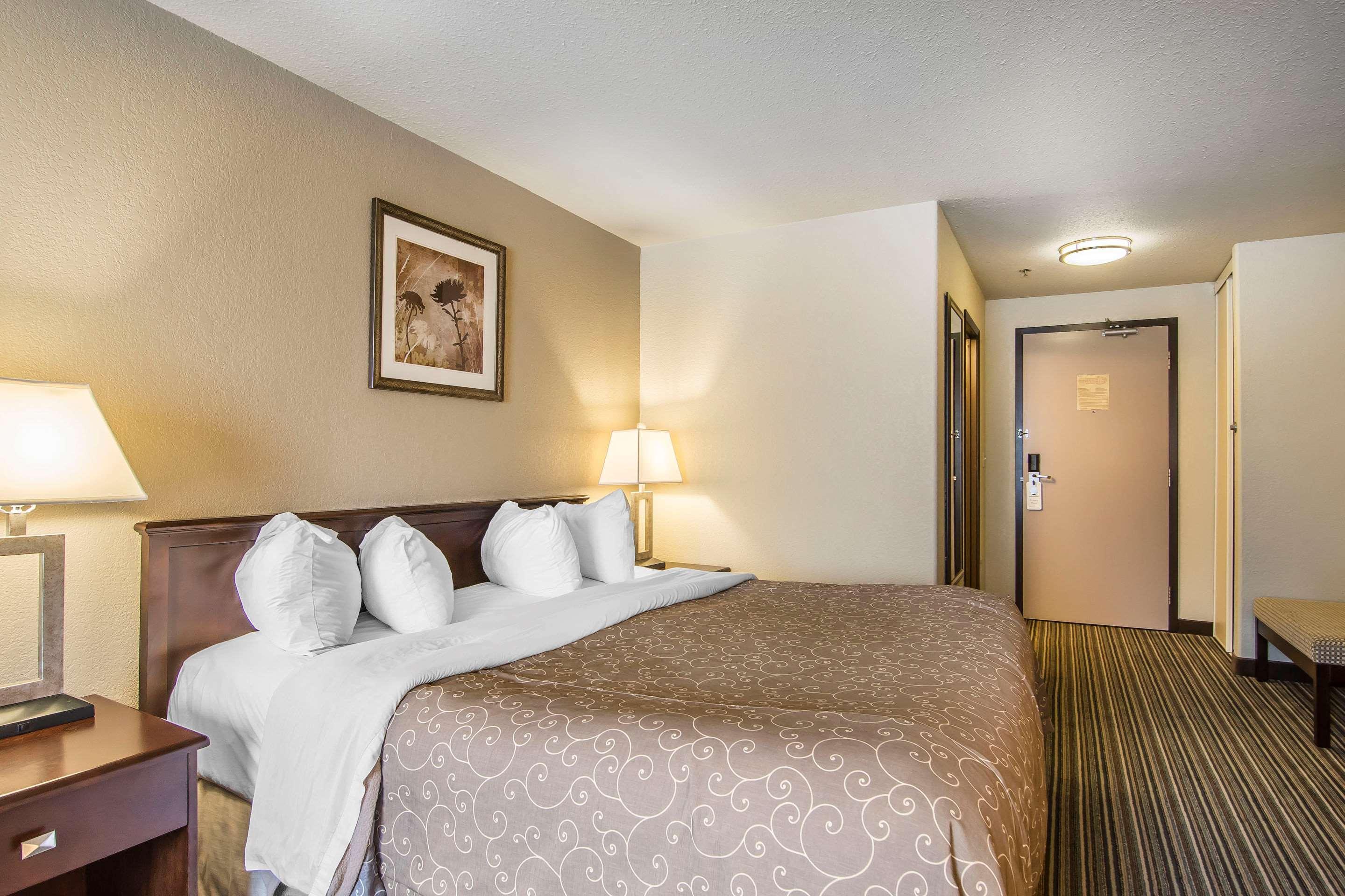 Quality Inn & Suites Йорктон Екстер'єр фото