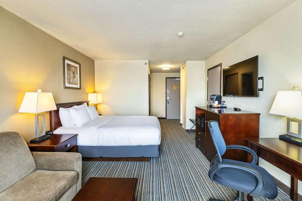Quality Inn & Suites Йорктон Номер фото