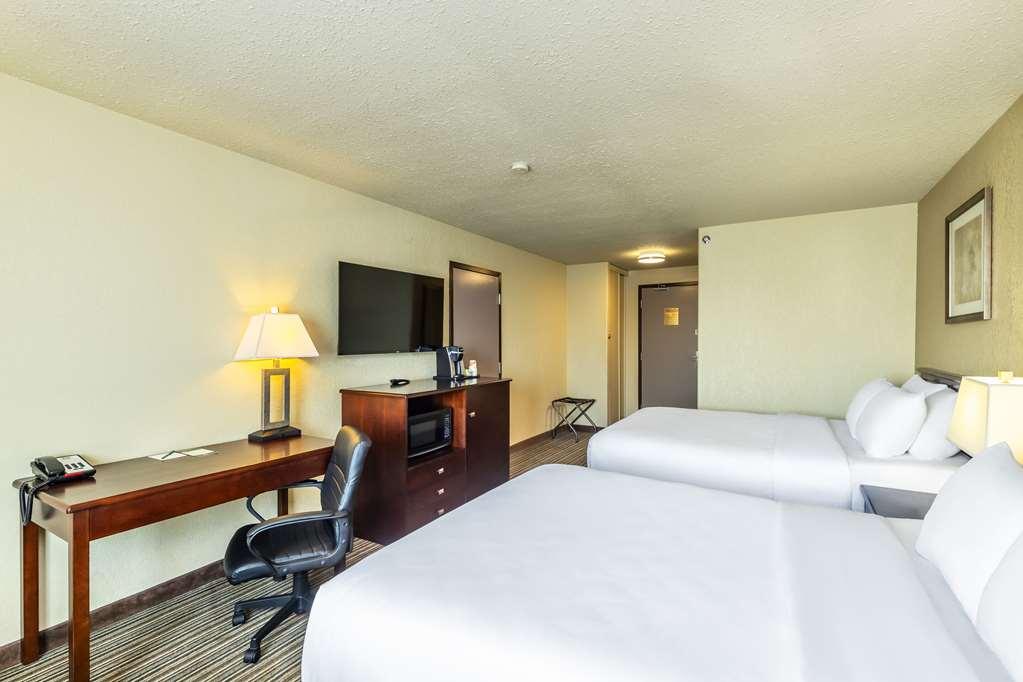 Quality Inn & Suites Йорктон Номер фото